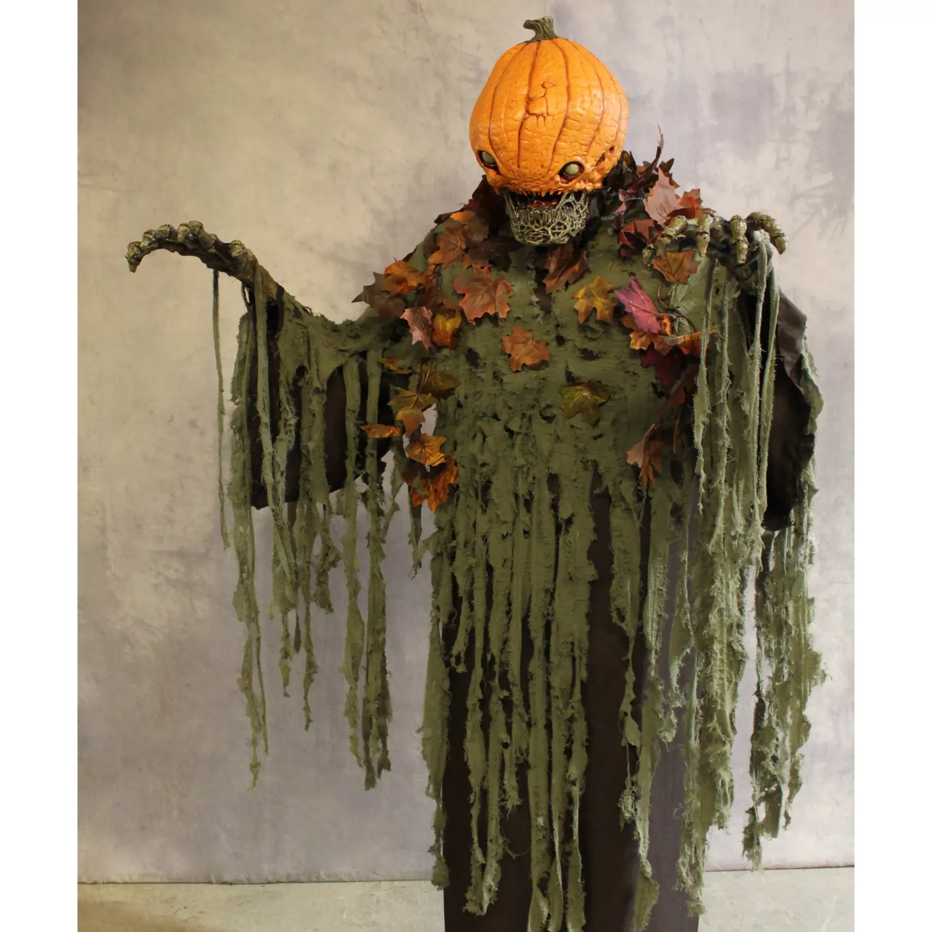 Spirit Halloween 6 Ft 6 In Dead Seed Animatronic – Beastcraft