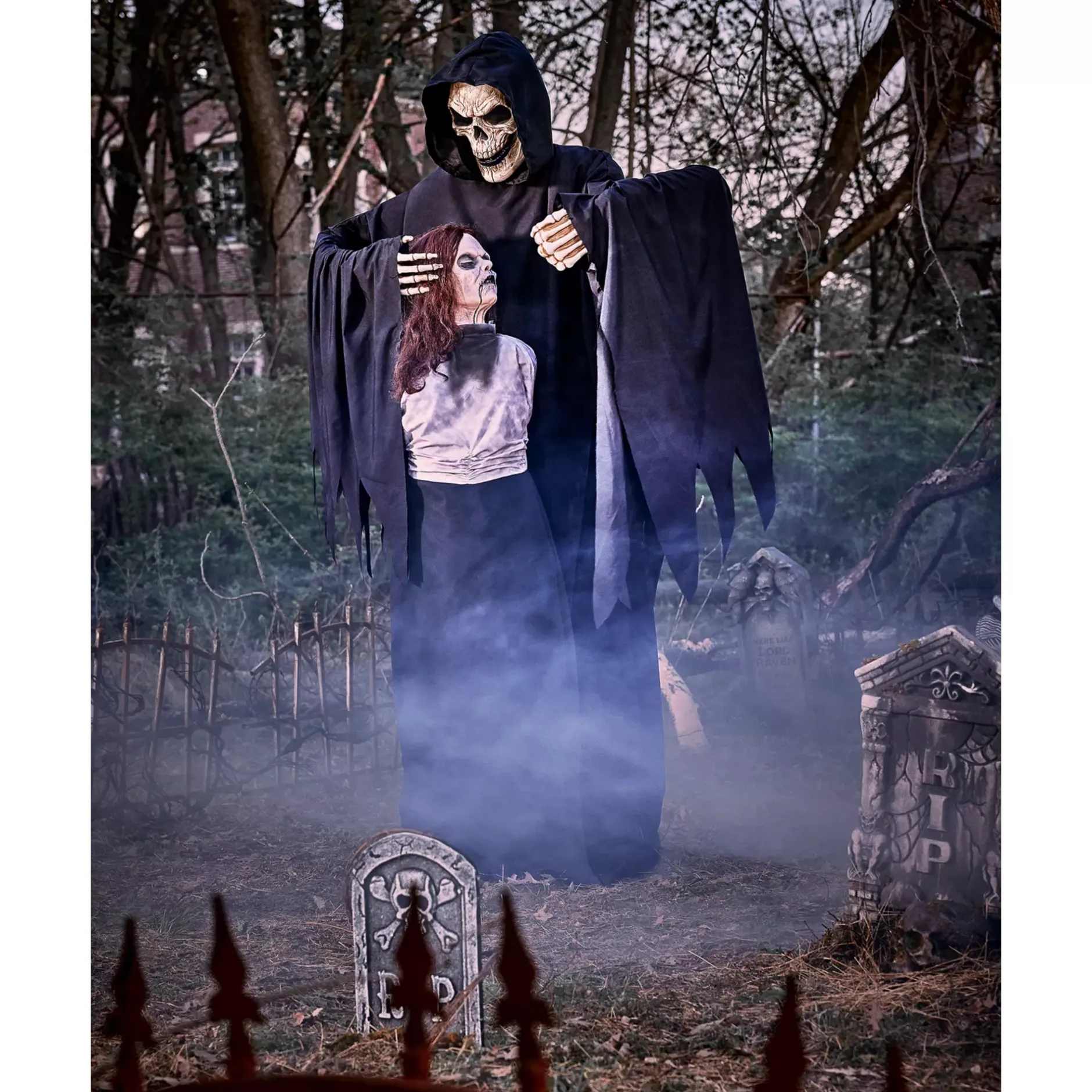 Spirit Halloween 6 Ft 6 In The Black Heart Animatronic